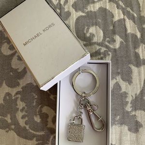 AUTHENTIC MICHAEL KORS PAVE LOCK AND KEY KEY CHAIN